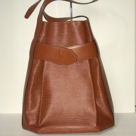 Authentic Louis Vuitton Sakkudepuro Epi Bucket Bag